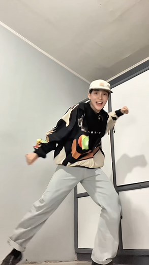 24K views · 1.3K reactions | I think it looks dope when you’re just vibin' and messin' around with your dance moves! what ya think? 樂 #cody #dance | Ann Princess Codoy | Facebook