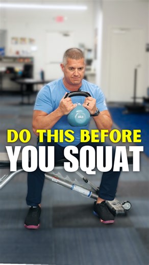 ‼️ If you’re about to do any kind of squat, I want you to stop immediately unless you’re doing these 2 moves to warm up.To squat correctly, your hips must be flexible because you need to maintain proper knee alignment over your fourth toe as you descend. Firstly, begin with the hip airplane to loosen up the back side of your hip. With your belly button aimed towards your hip, stand on one leg has you hold something and open up the opposing leg, then bring it back down. That’s 1 rep. Do 10-15 rep