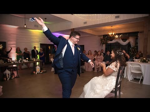 Funniest Wedding Garter Removal *HILARIOUS*