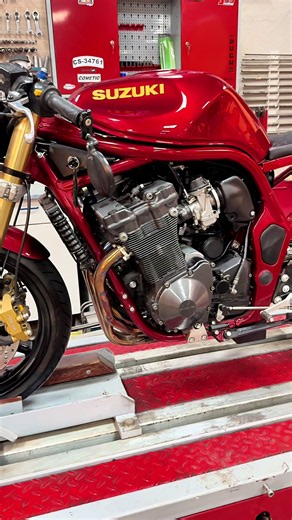 Suzuki Bandit GSF 1200 Café Racer: Classic Cafe Racer Build