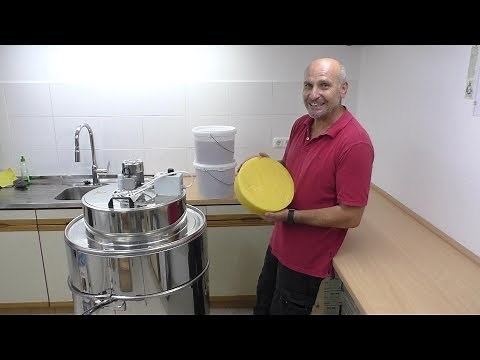 Honiggewinnung mit dem Deckelwachsschmelzer