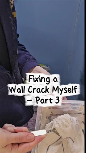 Fixing a Wall Crack: First Coat of Filler Application