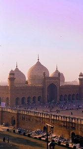 Badshahi Mosque is one the most historic site of Mughal era. Whenever i come across this building, which is not just a building but a history, art piece and a huge thing in itself! The grand gesture of the existence, existence of the Almighty and the worshippers. I can never take my eyes away whenever I am pass through this grand beautiful building! . #spreadlove . #bikergirl #70girl #travelphotography #beautifuldestinations #solofemaletraveler #solotravel #barirakhan #travellingaroundtheworld #