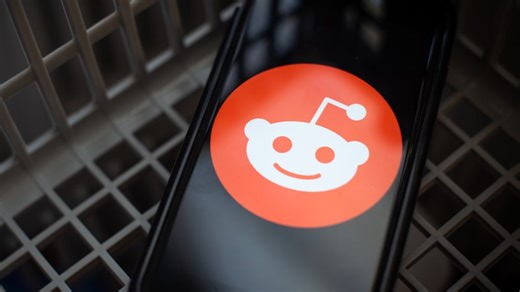 Reddit files High Court bid to overturn teen social media ban