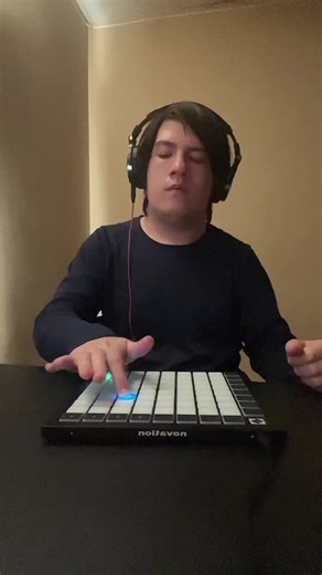Learning the spectre #alanwalker #launchpad #edm #viral #spectre project file by Maix