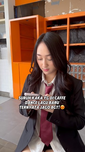 Iseng ajak kaka yg bs dance ini dance cover in lagu aku “benar kata temanku - Avolia” ternyata keren bgt😍 #avoliaa #sandrina #benarkatatemanku #laguavolia | Mega Avolia