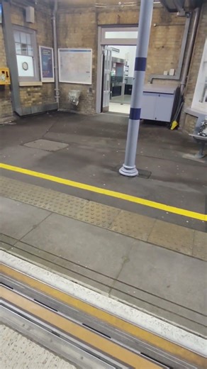 class 376 | door opening & closing