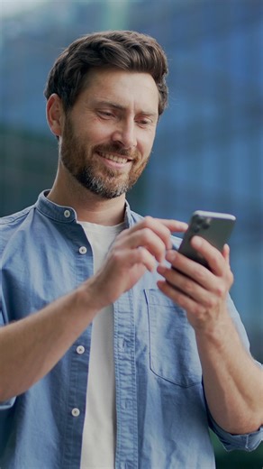 ¡Pttsss! ¿Y tú ya sabes dónde encontrar los descuentos en restaurantes? 🍽️😋 Sigue esta ruta y conoce todos los beneficios de sabores que tienen tus Tarjetas Santander💳 😏. ¡Descarga el PDF y compártelo con tus amigos para seguir siendo unos Disfrutadores! 🍔🍕🍣 | Banco Santander Chile