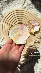 6.4K views · 20 reactions | The most spe-shell DIY for summer – decoupage seashells.  Grab some seashells, Mod Podge, gold paint, a brush, and floral napkins to recreate these beauties. : feliciaheesen on TikTok #evite #diy #seashell #shells #party #decor | Evite | Facebook