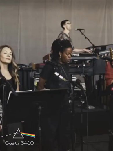 David Gilmour - Between Two Points (with Romany Gilmour) [Tour Rehearsal]( | Abdi Gusti