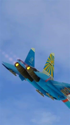 Su-27 Flanker dangerously low #military #aviation