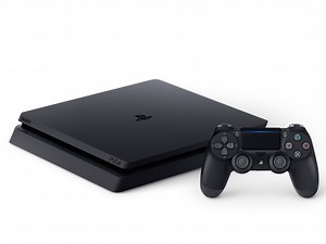 Sony PlayStation 4 slim 500 GB Crni