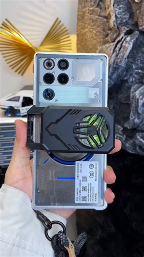 374K views · 15K reactions | Red Magic 11 Pro naked phone but want a sense of security! Choose a metal bare frame protective case with a simple and high-end design and excellent heat dissipation #phonecase #RedMagic | Trendy Tech Review | Facebook