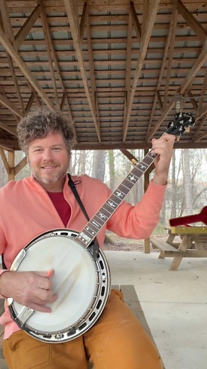 Barns on Fire banjo! 🪕🔥 Earl Scrugg’s Breakdown by Andy Eversole | Banjo Earth