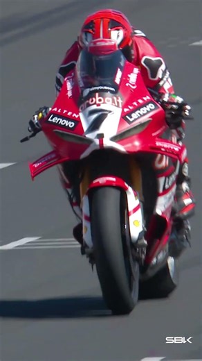 Lecuona leads FP1 at Balaton Park 💪 | 2026 #HungarianWorldSBK 🇭🇺