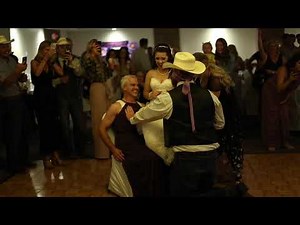 Dad Pranks Groom in Garter Toss