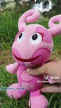 Los Backyardigans Uniqua La Hormiga 🐜 Amo La Nieve Canción Juguetes Versión #uniquabackyardigans