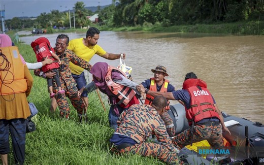 Experts Warn Of Fake AI Flood Video Surge On Social Media