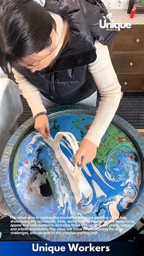 Marbling a tote bag: from plain to patterned with marbling