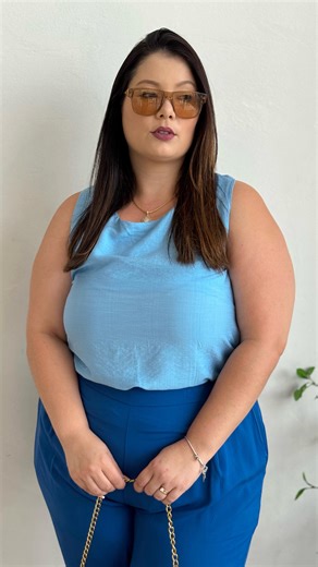 Lojas O Precinho on Instagram: "Tom sobre tom que alonga, valoriza e entrega elegância sem esforço. 💙 Blusinha 💰 R$ 59,99 📌 Cód.: 285633 📐 Tamanho(s): G1 ao G3 (a depender da loja) 📍 Disponível para as cidades: Andradas, Monte Sião, Santo Antônio Do Jardim, Jacutinga, Machado, Poços De Caldas, Aguaí, Ipuiúna, Vargem Grande Do Sul, Caldas, Elói Mendes, São João Da Boa Vista, Espírito Santo Do Pinhal, Areado, Campos Gerais, Inconfidentes, Pouso Alegre, Juruaia, Carmo Do Rio Claro, Casa Branca