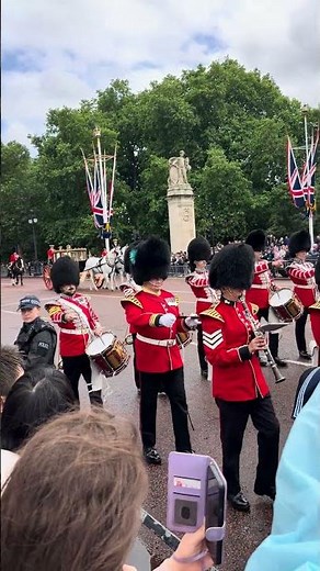 🇬🇧🌹 The Spirit of Britain Lives Through Tradition! #britishtradition