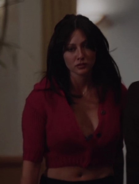 Prue Halliwell: The Powerful Witch of Charmed