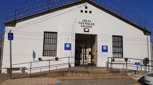 'It's a hell hole:' Alabama women's prison criticized for inhumane conditions