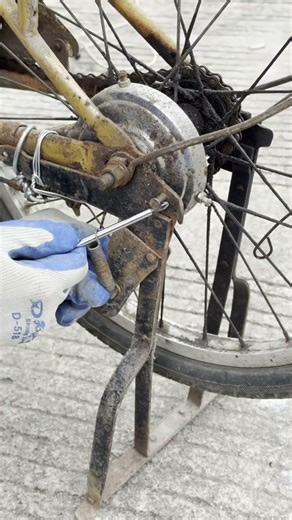 Bike Rear Wheel Spring Installation! Screwdriver Tension Adjustment