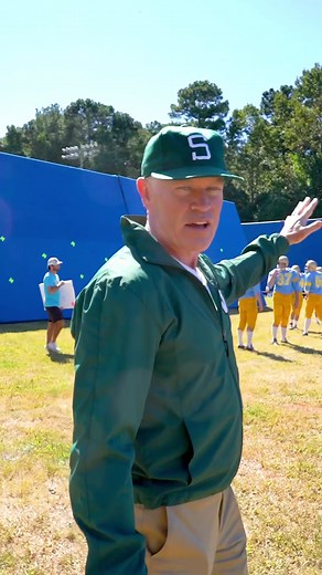 Replying to @billlynch372 This time it’s a little different😏🤫 #actor #nealmcdonough #bandofbrothers #yellowstonetv #movieset #actorlife