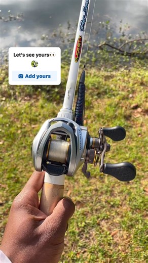Rod: Duckett Fishing pro series Gary Klein medium Reel: Lew’s tournament xp. Lure: @thezoombaitcompany speed worm #fishingrod #duckettfishing | BankFish Vince