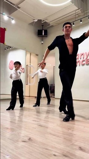 rumba teaching 🔥 #ballroomdance #Latindance #dance #rumba #shorts