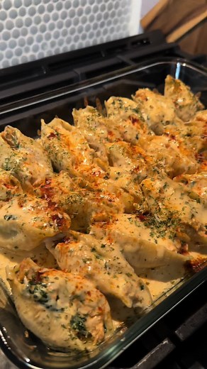 Hailee Catalano Stuffed Shells Recipe