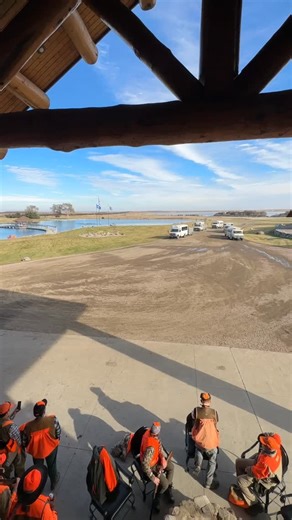 You can almost hear it — the sound of buses rolling in 🌾 The season is flying by, and we hope you’ll get the chance to experience it with us soon at Paul Nelson Farm! #PaulNelsonFarm | Paul Nelson Farm