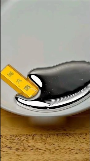 gold vs mercury reaction #gold #shorts