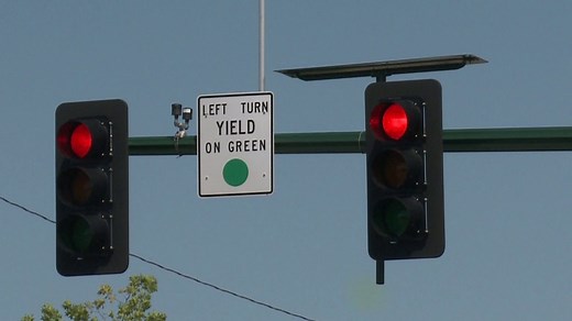 “Dead Red Law” Allows Motorcyclists To Run Some Red Lights