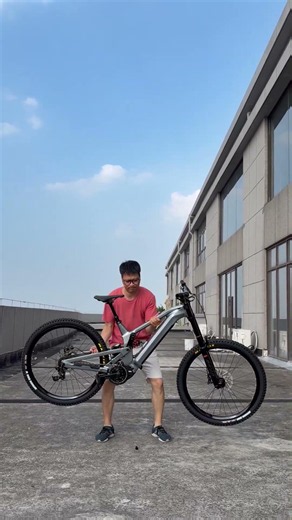 The real mechanical sounds of our downhill eMTB in the RST suspension. Which sound is your favorite?