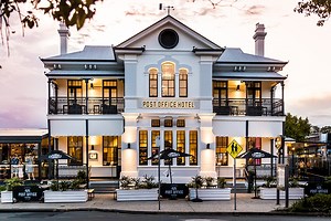 Sandgate Post Office Hotel Sandgate | Must Do Brisbane