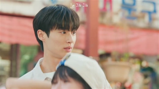 Tập dần cho quen đi anh để nữa về làm rể bớt bỡ ngỡ 😂 Phim: Cõng Anh Mà Chạy | Góc Nhỏ Của Lyn Bà Bà