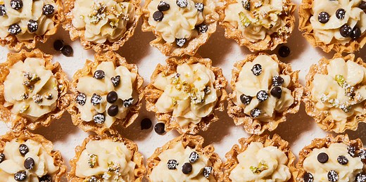 Lose The Mess (& Keep The Fun) With These Cannoli Bites