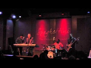 Our Love - Brian Simpson @ Spaghettini (Smooth Jazz Family)