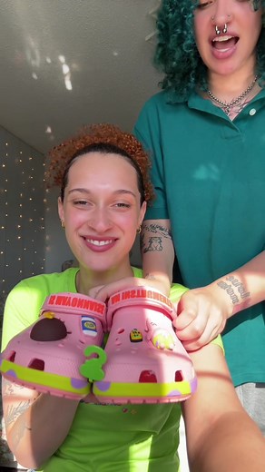 Unboxing SpongeBob and Patrick Crocs with Charms