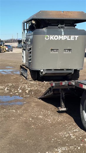 Rock Crusher Moving Day with Remote Control