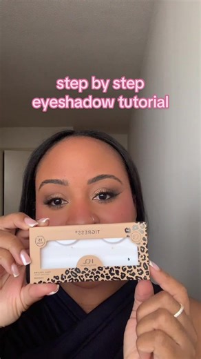 #eyeshadowtutorial #eyeshadowlook #eyeshadowpalette #houseoflashes @maccosmetics shadows (in order): Saddle, Mulch, Swiss Chocolate @touch in SOL US Official Metallist eyeshadow @HouseOfLashes Lashes in Tigress @tallyintoronto |Beauty Content