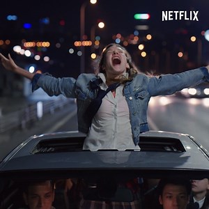 Was kommt dabei raus, wenn man eine Prise Elite, einen Hauch Gossip Girl und eine ordentliche Portion Riverdale miteinander vermischt? Love 101. Ab 24. April. | Netflix