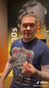 Brent Smith caught listening to “Daylight”at the GRAMMY Museum! 🎧 shinedown.lnk.to/Daylight | Shinedown