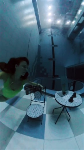 Agata Załęcka - no mask, no noseclip -20m #agatazałęcka #freediving #actress #underwater #film