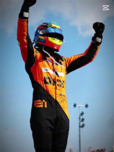 hendog au (@hendog.au)’s videos with original sound - YUIO