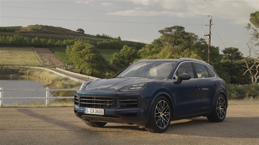 The new Porsche Cayenne Driving Video