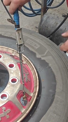 This is the process of installing a car tire cap using special tools carried out by an expert.#viral