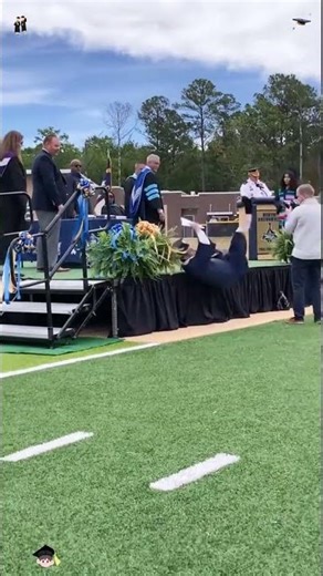 Graduation fail 😂😂 #viral #funny #shortsviral